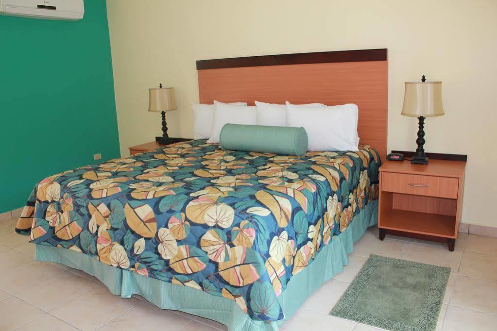 Parador Palmas De Lucia Yabucoa Exterior photo